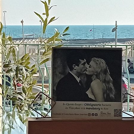 Rome Sea Apartment Lido di Ostia Ngoại thất bức ảnh