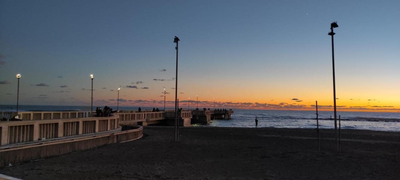 Rome Sea Apartment Lido di Ostia Ngoại thất bức ảnh