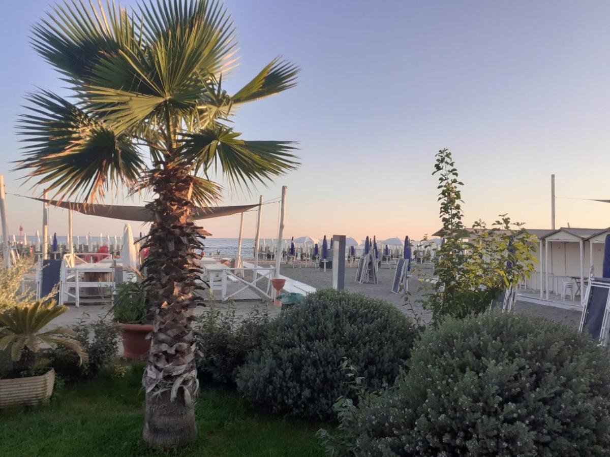 Rome Sea Apartment Lido di Ostia Ngoại thất bức ảnh