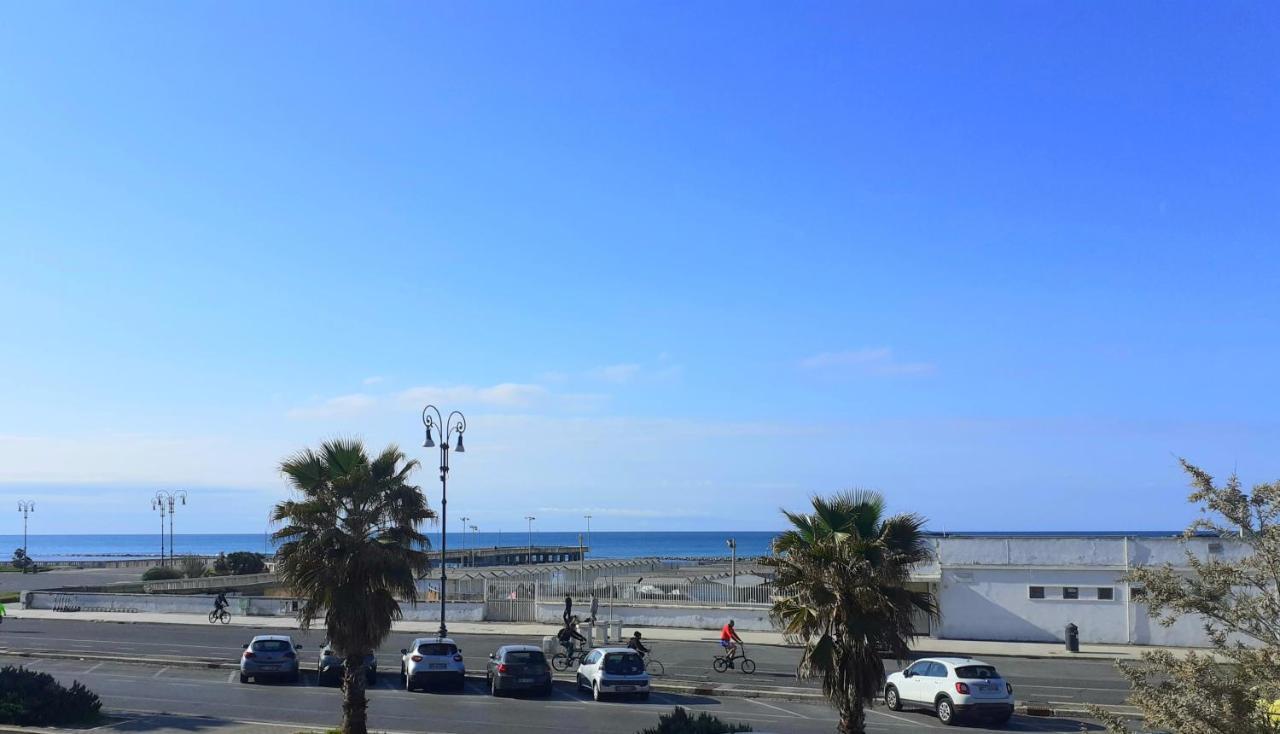 Rome Sea Apartment Lido di Ostia Ngoại thất bức ảnh