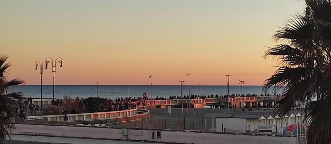 Rome Sea Apartment Lido di Ostia Ngoại thất bức ảnh